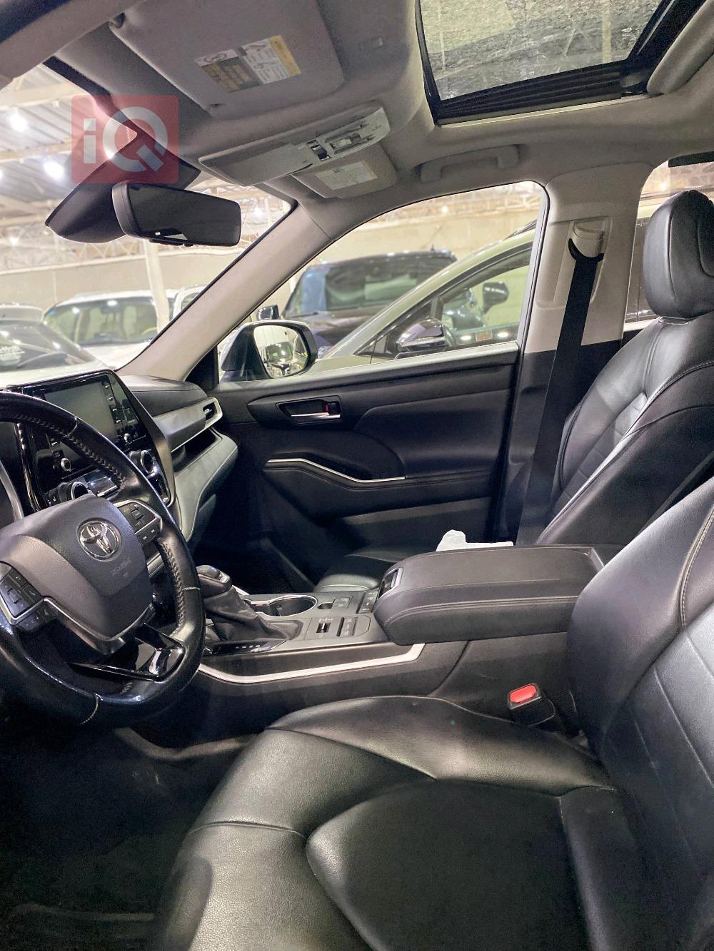 تۆیۆتا هایلاندەر